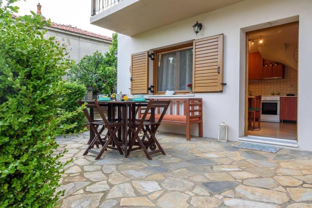 Small House With Garden & View Promirion Buitenkant foto