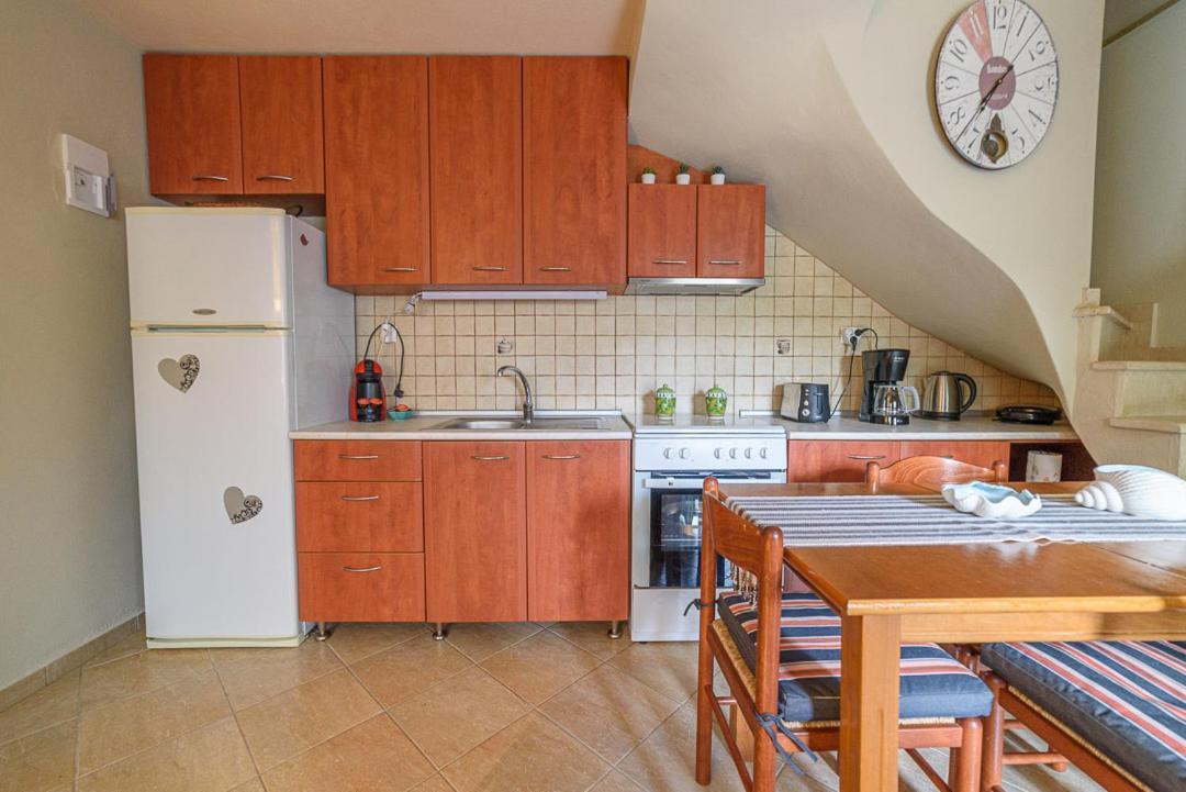 Small House With Garden & View Promirion Buitenkant foto